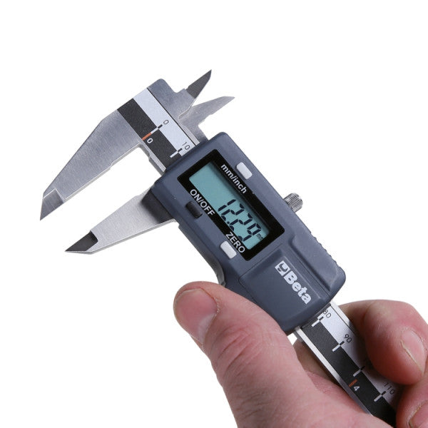 Beta Tools 200mm Digital Vernier