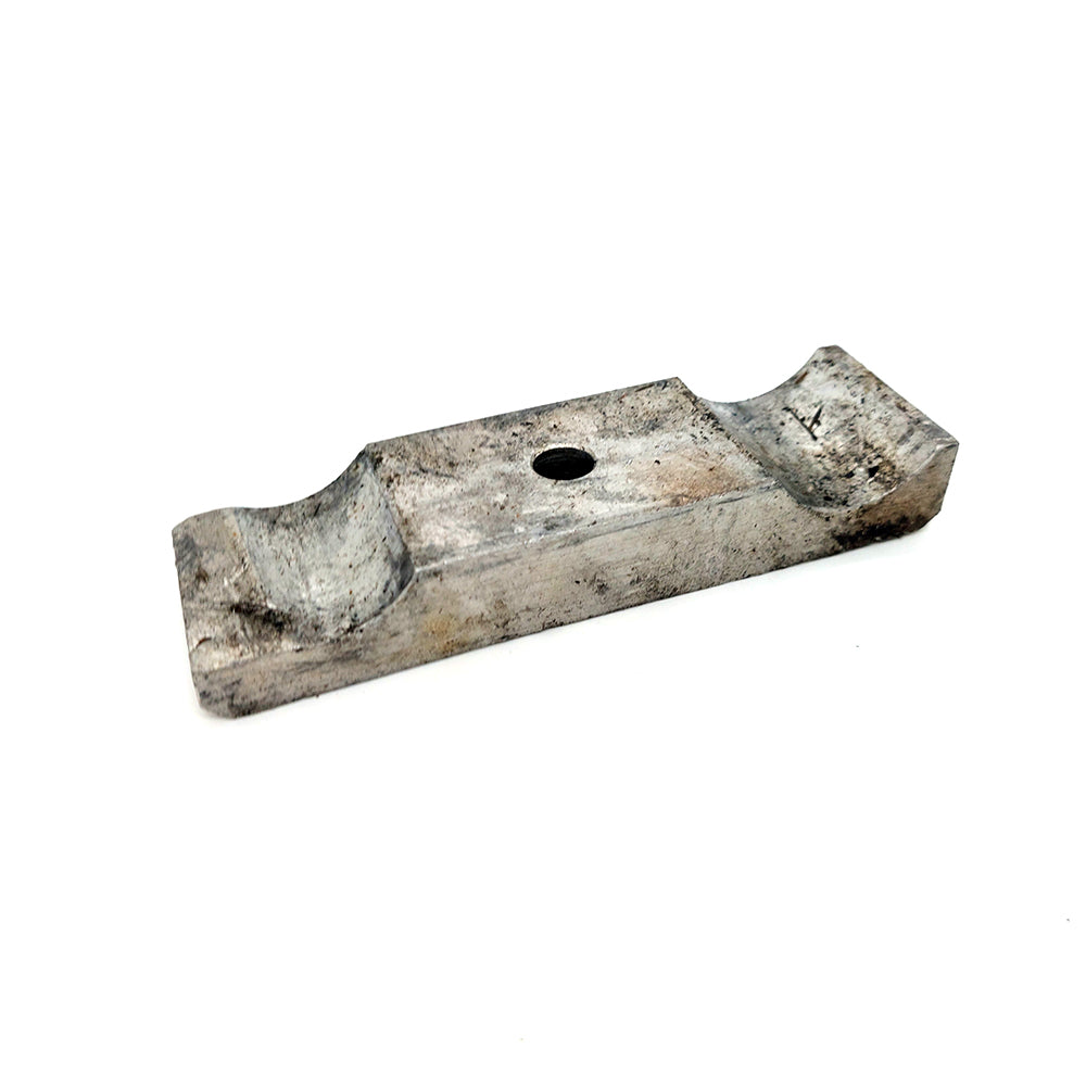 Engine mount top clamp 130x40mm 10mm-bolt / 30mm chassis