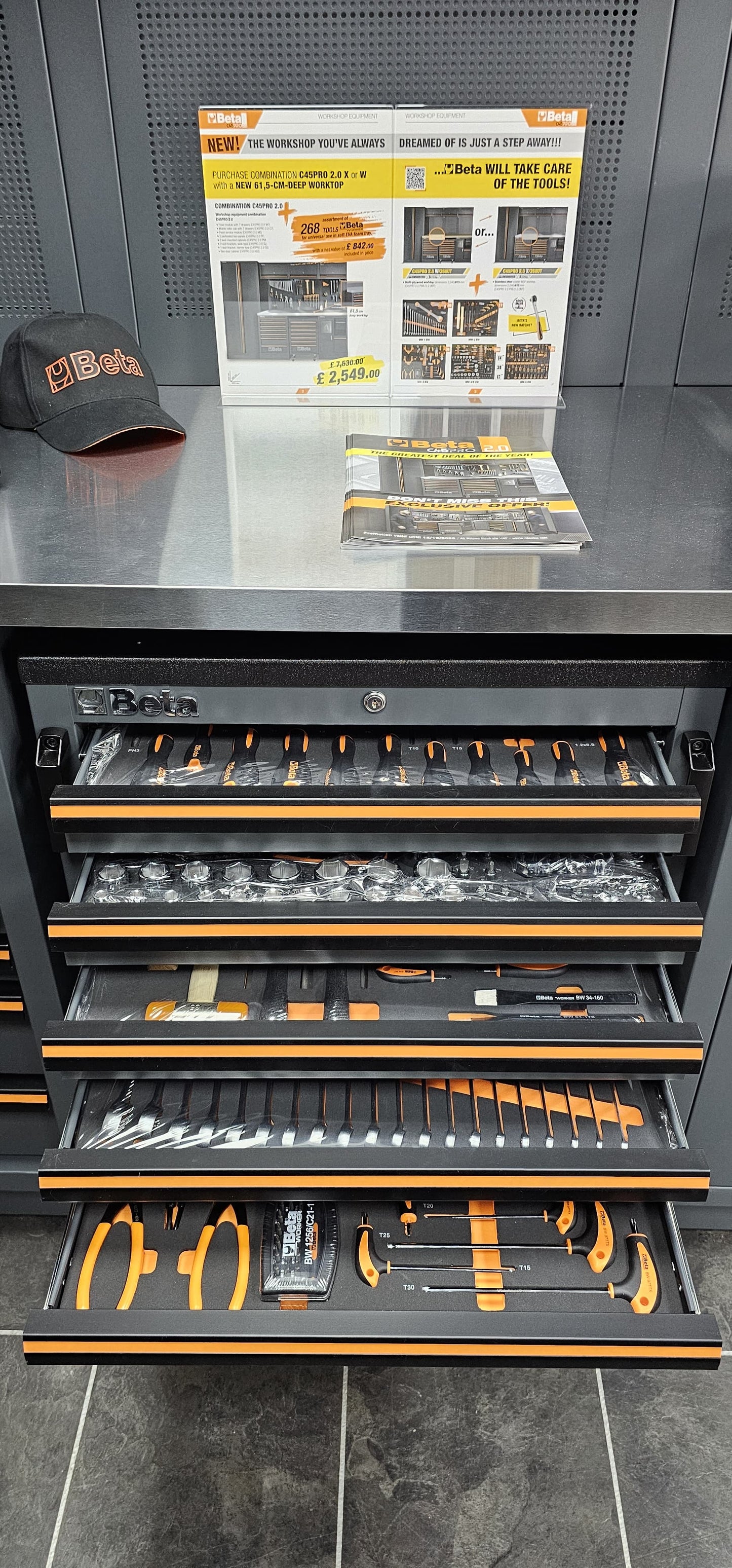 Beta C45PRO-X Stainless Steel Top Workshop Equipment Station & 268 Piece Tool Kit