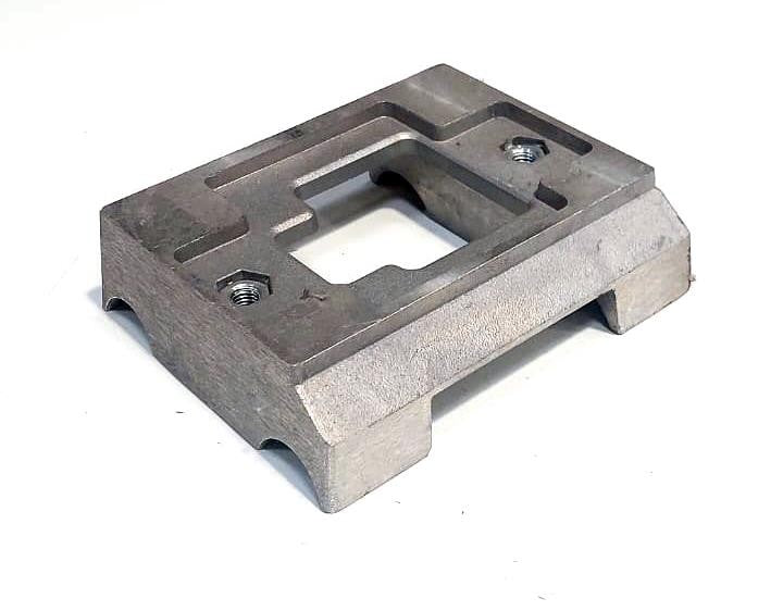 Engine Mount 92X32mm (Drilled 125mm)